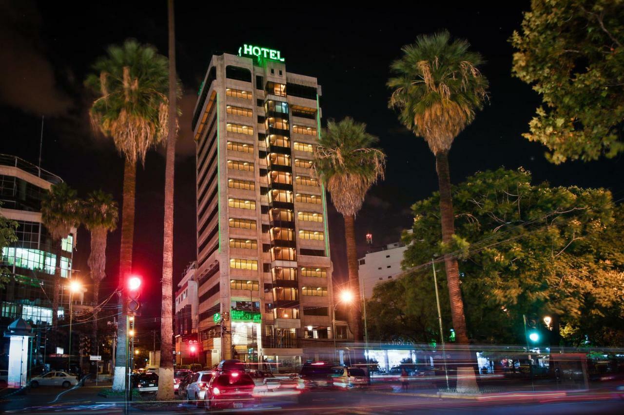Hotel Diplomat Кочабамба Екстериор снимка